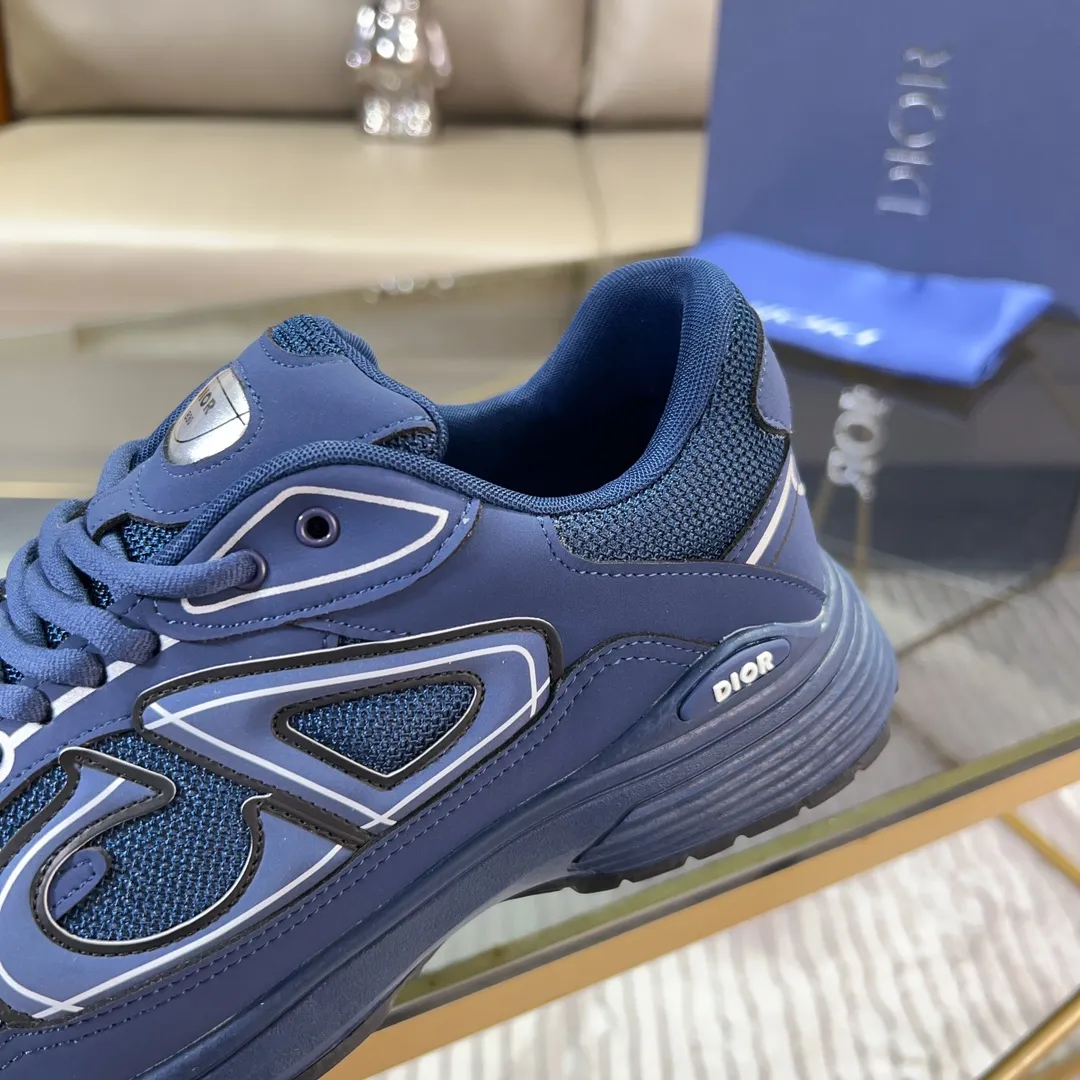 Men's Shoes💰P460💰【DIOR】Dior's new B30 low-top sneakers✅ are carefully made of gray mesh fabric and white technical fabric, decorated with reflective "CD30" graphic logo, and "DIO~B30" and "CD30" logos on the heel and tongue. An extra-light, sculpted rubber sole with signature accents adds style, while internal stretch details create ideal comfort. It can be matched with various casual styles to show a fashionable and modern sports style. Code number: 38-44 (45 can be customized)